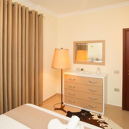 Tafa Deluxe Apartment Vlorë Eksteriør billede