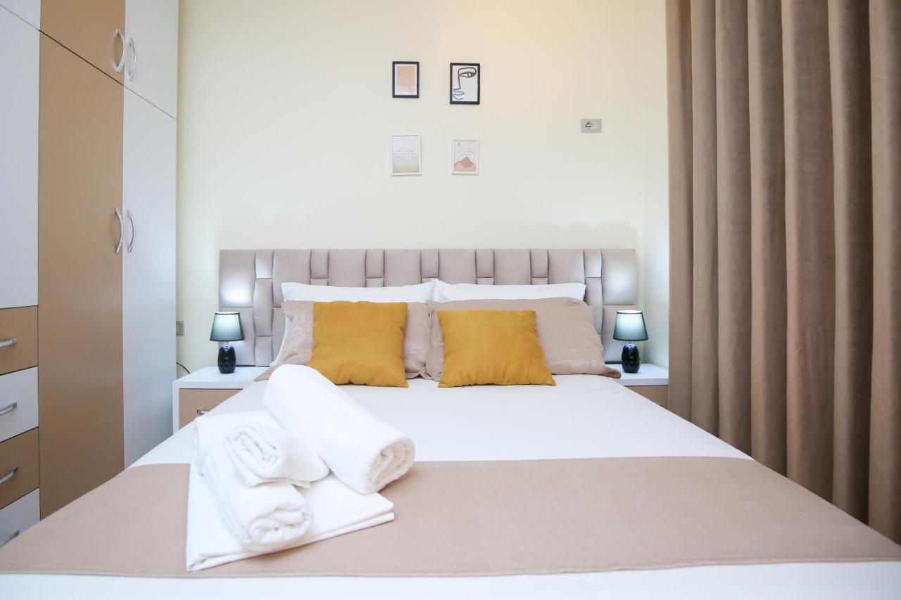 Tafa Deluxe Apartment Vlorë Eksteriør billede